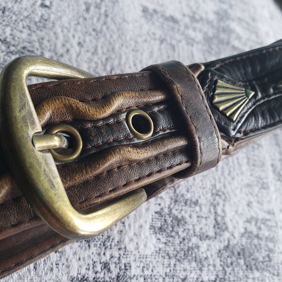 45" Custom Made Hand Crafted Brown & Tan Leather Tooled Belt - Picture 6 of 13